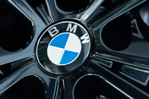 Loyalty360 Reads: July 14: BMW Heated Seats Subscription, Walmart E-Commerce Delivery Low-Emissions Electric Vans, and More