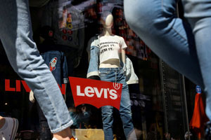 Loyalty360 Reads: April 15 | Levi’s CFO Plans to Increase Capital Spending on Digital Initiatives; Tractor Supply to Expand Carhartt Footprint; and More