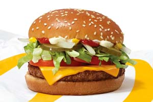 Loyalty360 Reads: October 19 | McDonald’s Serve Beyond Meat McPlant Burgers; Yahoo Helps Advertisers Connect Digital Out-of-Home Campaigns; and More