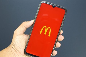 Mastercard Acquires McDonald’s Personalization Platform