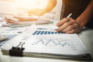 7 Customer Experience Strategies to Reduce Churn Rate