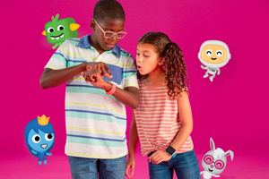 Loyalty360 Reads: November 1 | AMC Admissions Highest Since 2020; T-Mobile Has Free Smartwatches; and More