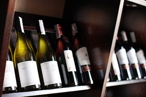 Loyalty360 Reads: May 20 | New Membership-Based Wine Community Launches; Kia Starts Smart Service Center; and More