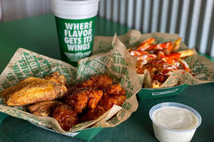 Wingstop Signs 100-Restaurant Agreement for Canada