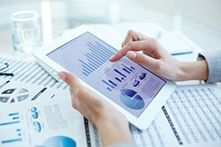 Author Nancy Duarte Discusses How to Communicate Data Insights