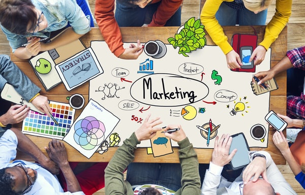 Why Services are a Key to Success in Omnichannel Marketing