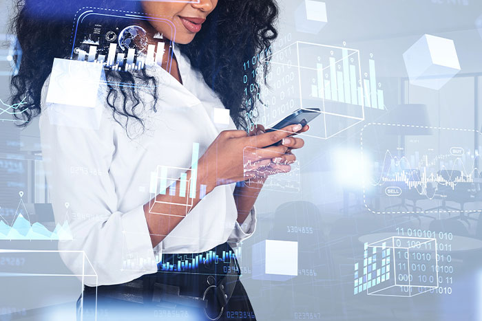 How to Evaluate an Employee Rewards and Recognition Platform: A Buyer’s Guide