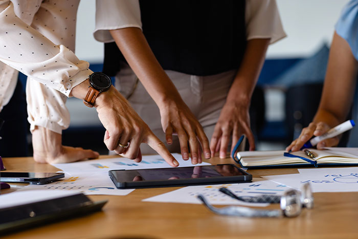 Leadership Alignment: The Catalyst for Momentum and Clarity