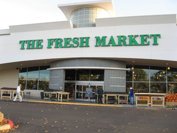 The Fresh Market CEO: Engaging Customers for Differentiated Shopping Experience