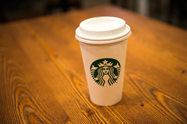 Starbucks Generates Customer Engagement On The Go