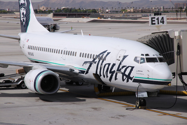 Alaska Airlines’ Baggage Perk Aims to Alert Frequent Flyers to Program Benefits