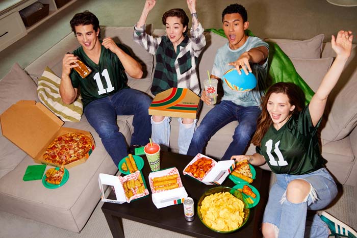 Loyalty360 Reads: February 8: 7-Eleven Customers Rewarded with Free Pizza Through 7NOW Delivery, University of Kansas Basketball Announces Partnership for NFTs, and More 
