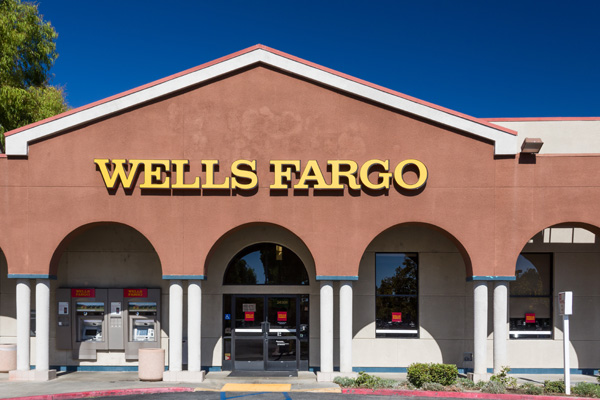 Wells Fargo CEO Believes 2015 Is Ripe for Customer Engagement
