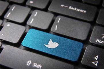 Marketers Can Gain Brand Loyalty Via Twitter Responses to Customer Service Issues