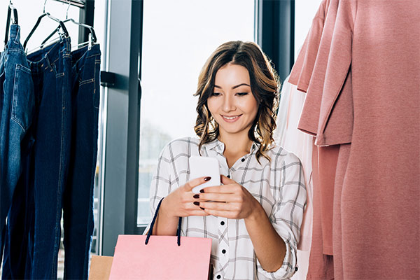 Attracting the Female Shopper to Your Store
