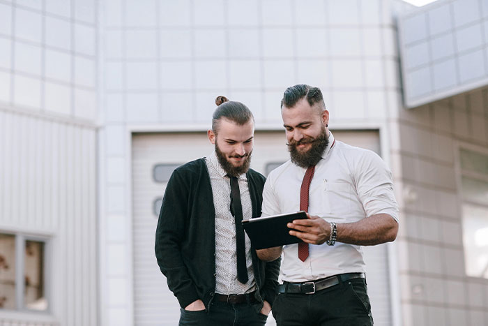 5 Real Examples of Best-in-Class Channel Partner Incentive Programs
