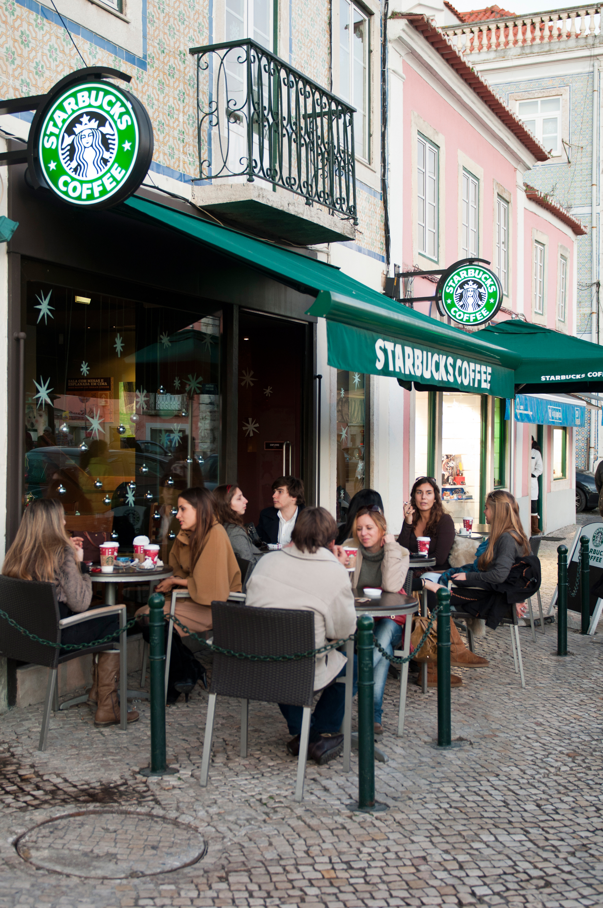 Thanks to Loyalty Program and Mobile Capabilities, Starbucks Registers Record Q3