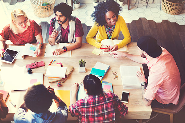 Four Ways Customer Loyalty Programs Strengthen Bonds With Your Consumers