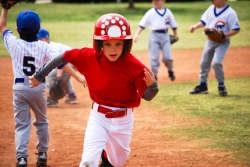 T-Mobile Partners with MLB to Help Little League, Drive Engagement