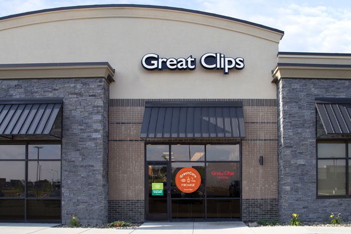 Loyalty360 Reads: March 19 | Great Clips Introduces First Marketing Campaign for March Madness’ Yankee Candle Reveals Scent of the Year; and More