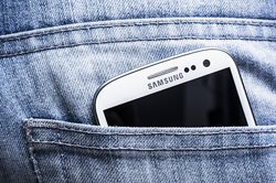 Samsung Debuts Portable Computer