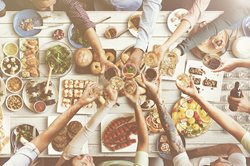Restaurants Face Multiple Challenges in Current Environment